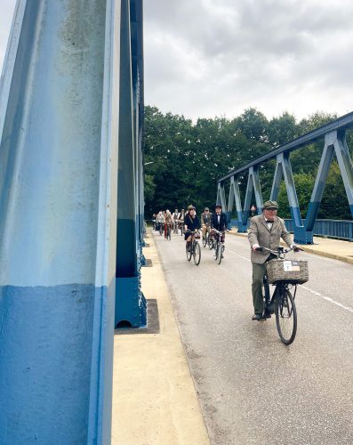 Der Tweed Run ist eine Veranstaltung für Jung und Alt